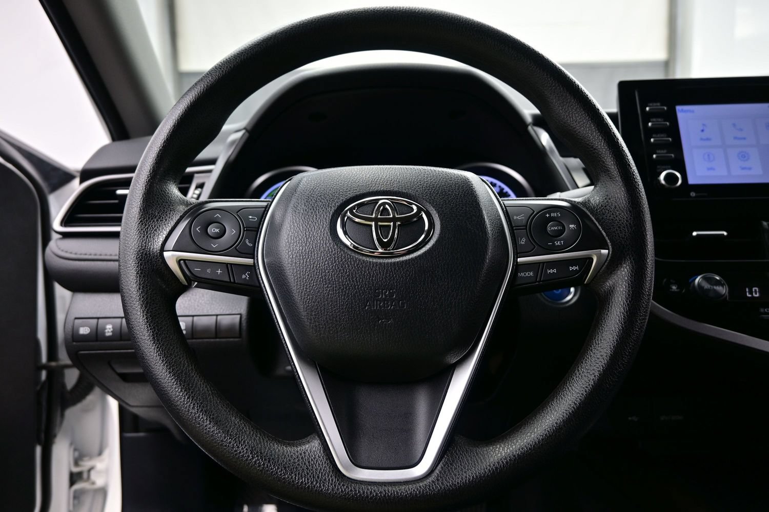 Used 2023 Toyota Camry LE FWD image 24