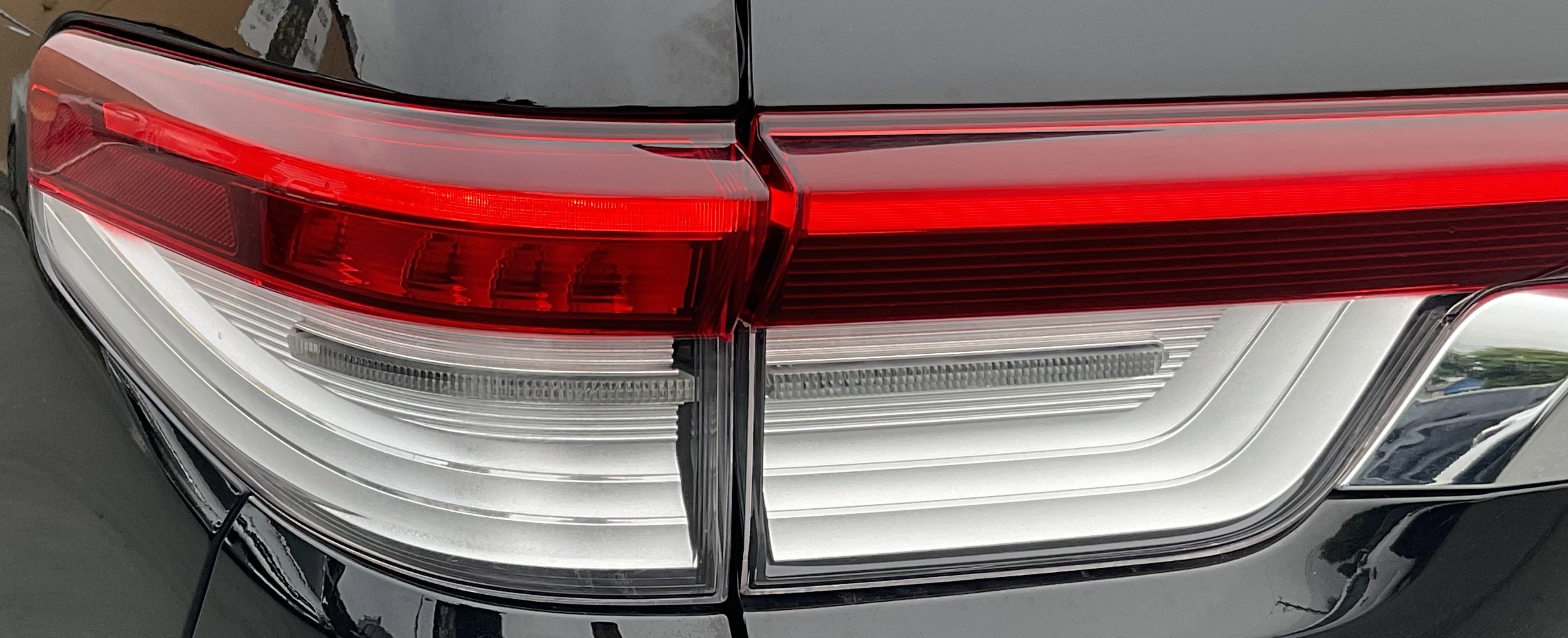 Used 2024 Lincoln Navigator L 4WD image 9