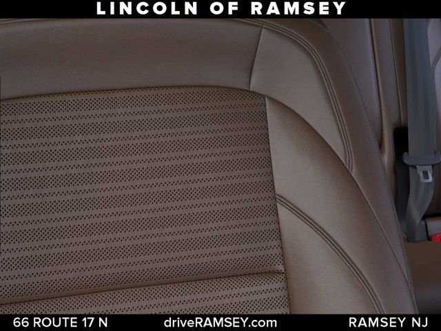 New 2026 Lincoln Nautilus Reserve AWD/4WD image 17