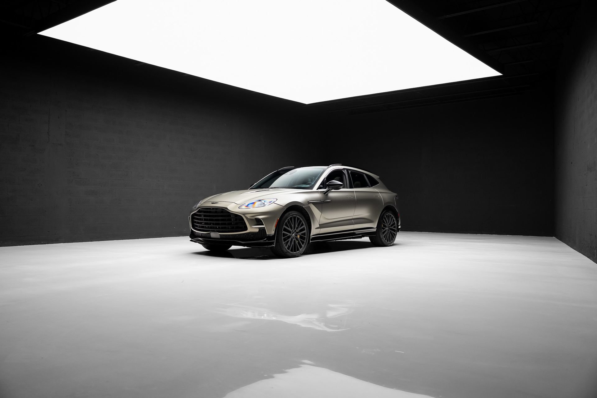 Used 2023 Aston Martin DBX 707 AWD/4WD image 83