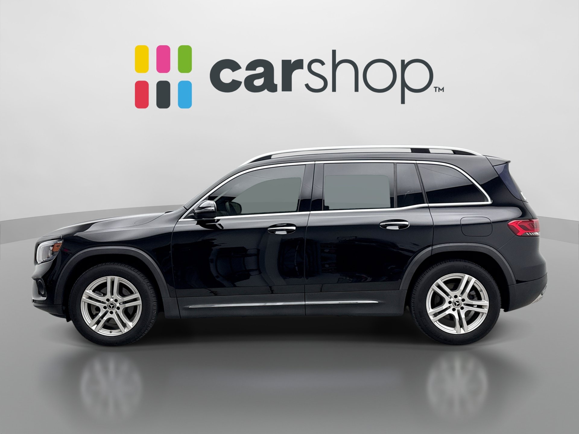 Used 2020 Mercedes-Benz GLB 250 4MATIC image 2