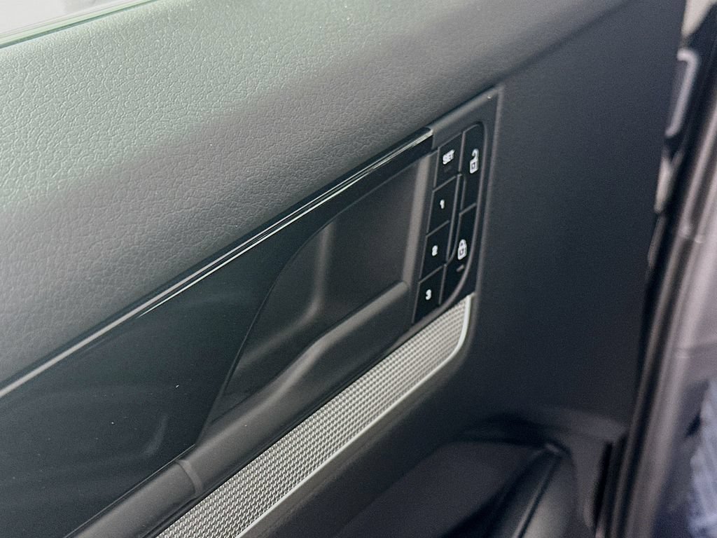 New 2026 Porsche Cayenne AWD/4WD image 20