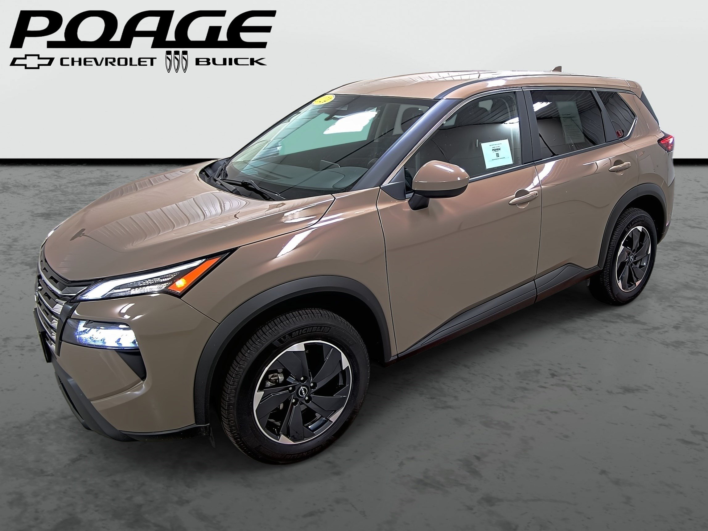 Used 2024 Nissan Rogue SV