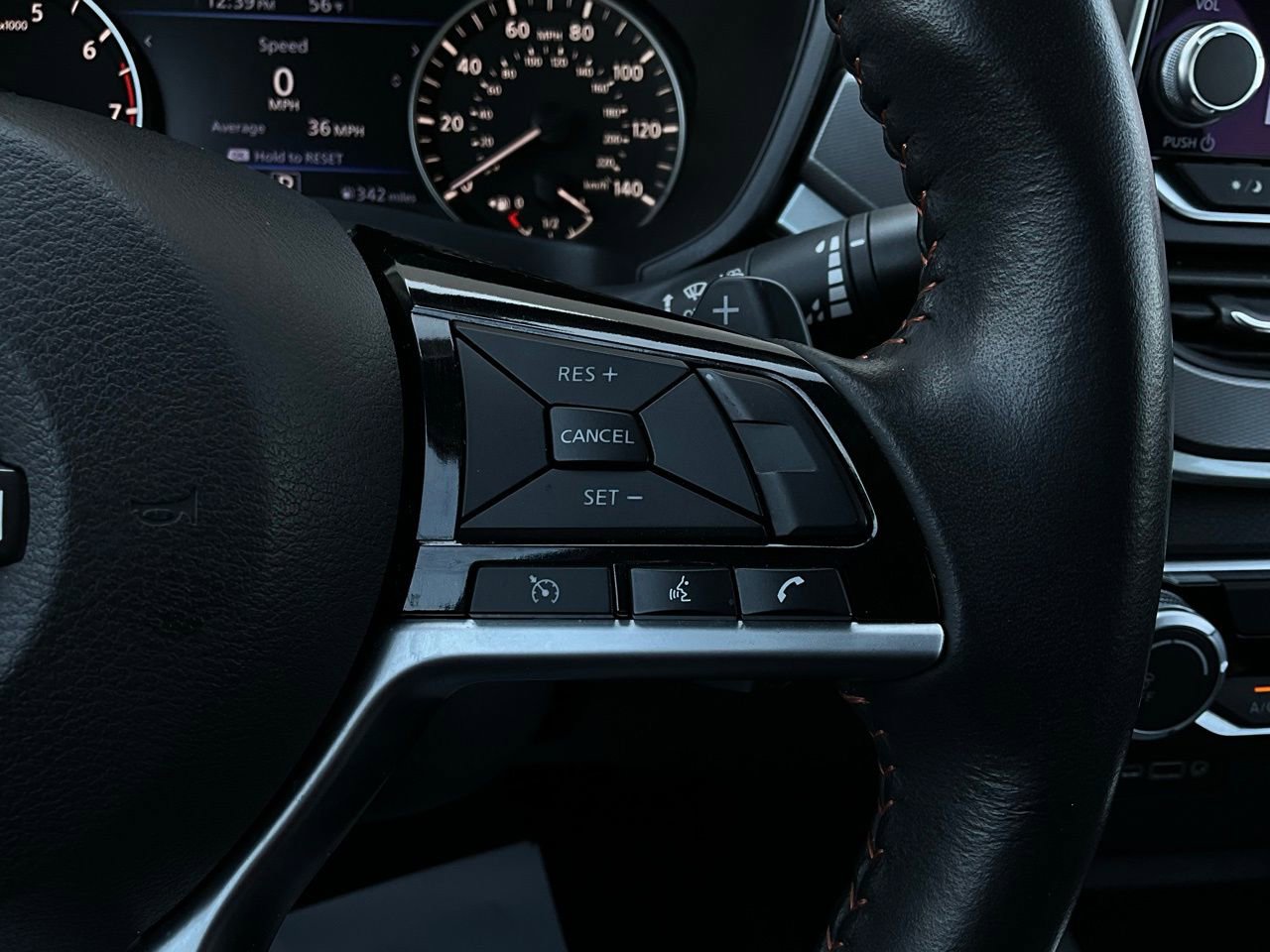 Used 2025 Nissan Altima 2.5 SR image 34