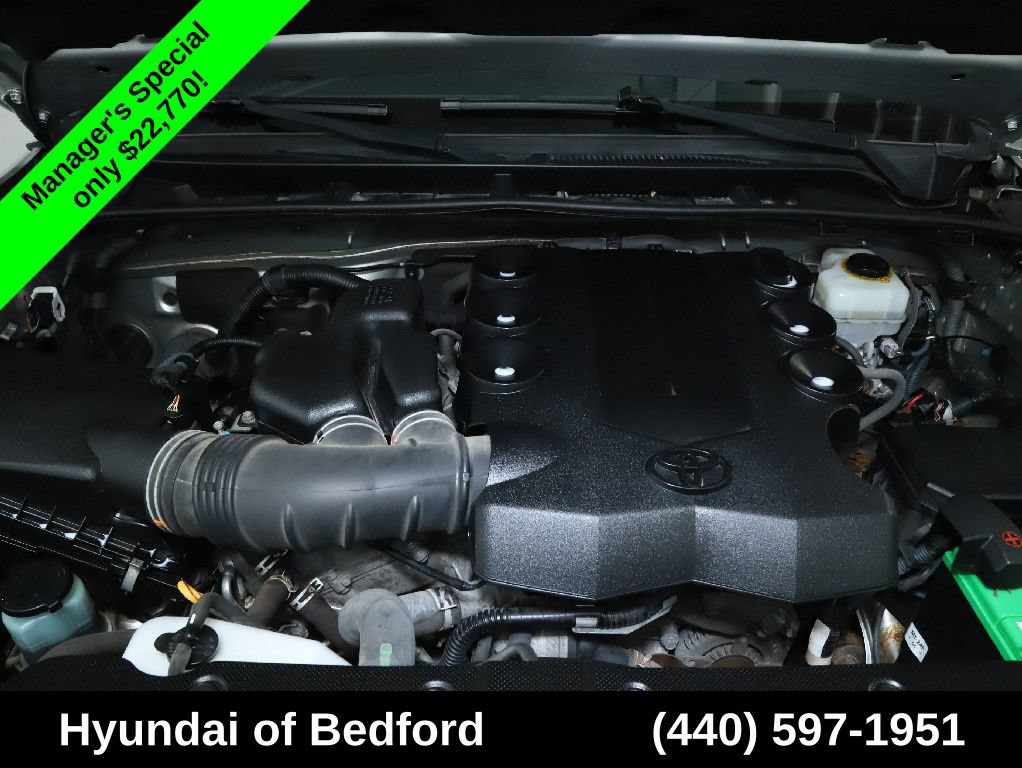 Used 2016 Toyota 4Runner SR5 AWD/4WD image 36