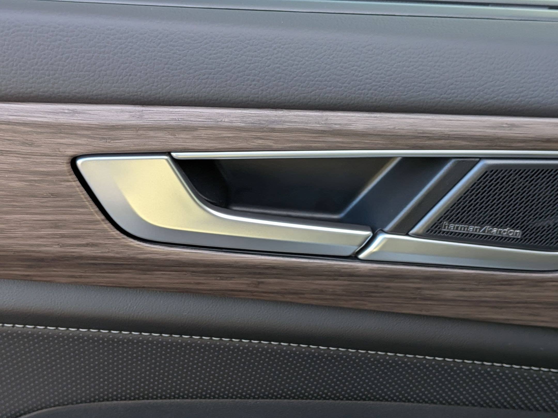New 2026 Volkswagen Atlas SEL Premium R-Line AWD/4WD image 26