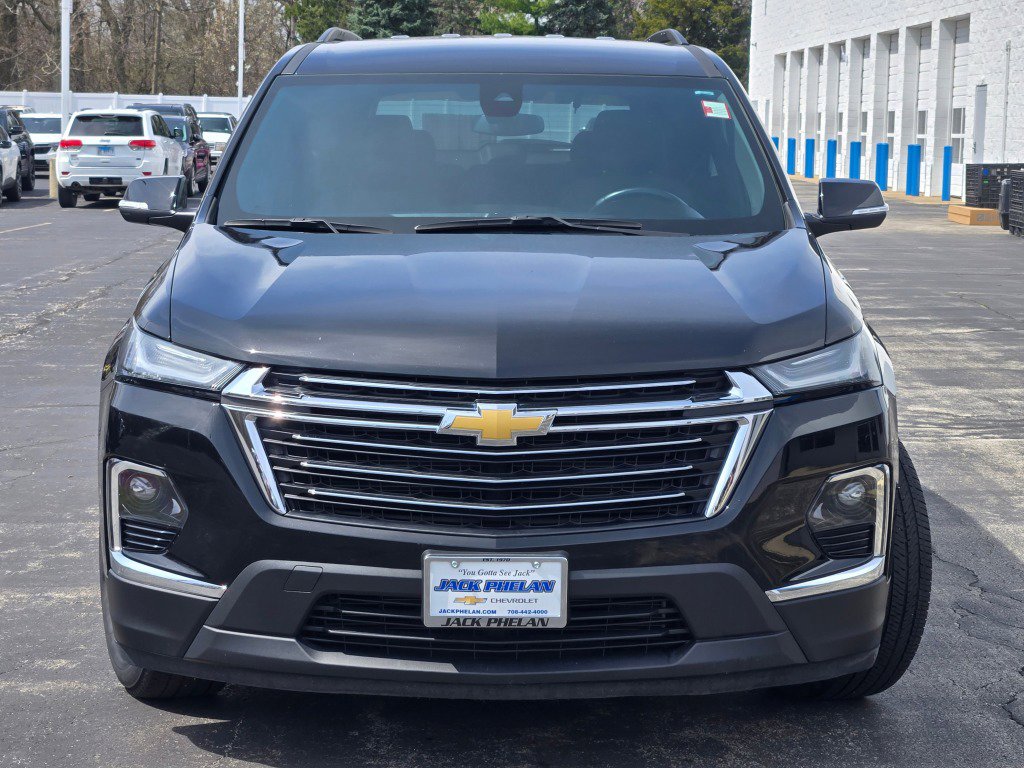 Used 2023 Chevrolet Traverse LT image 4