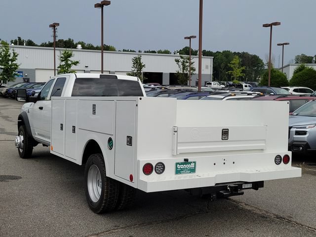 New 2026 RAM 5500 Tradesman w/ Chrome Appearance Group AWD/4WD image 4