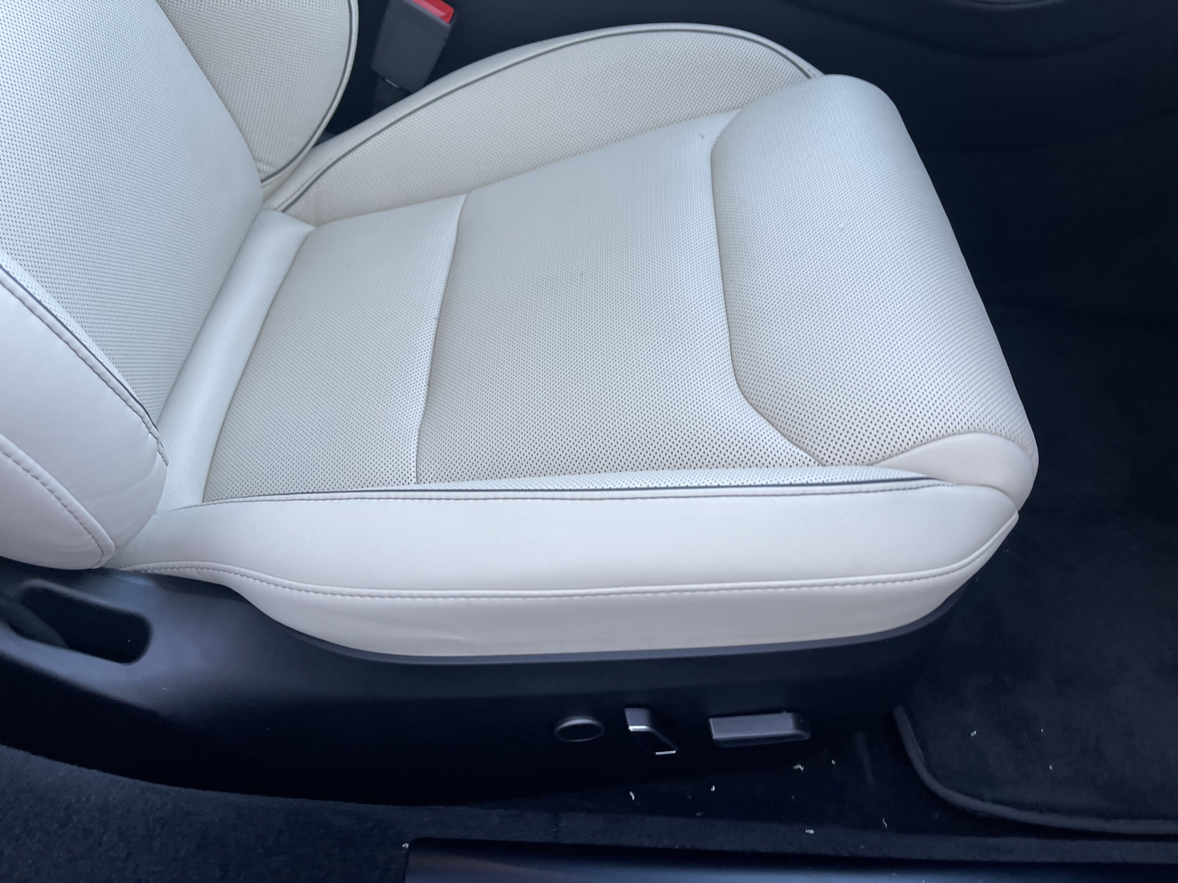 Used 2021 Tesla Model S Plaid image 32