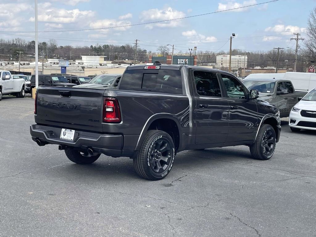 New 2026 RAM 1500 4x4 Crew Cab image 8