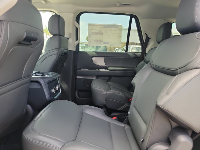 New 2027 Ford Expedition Active RWD image 13
