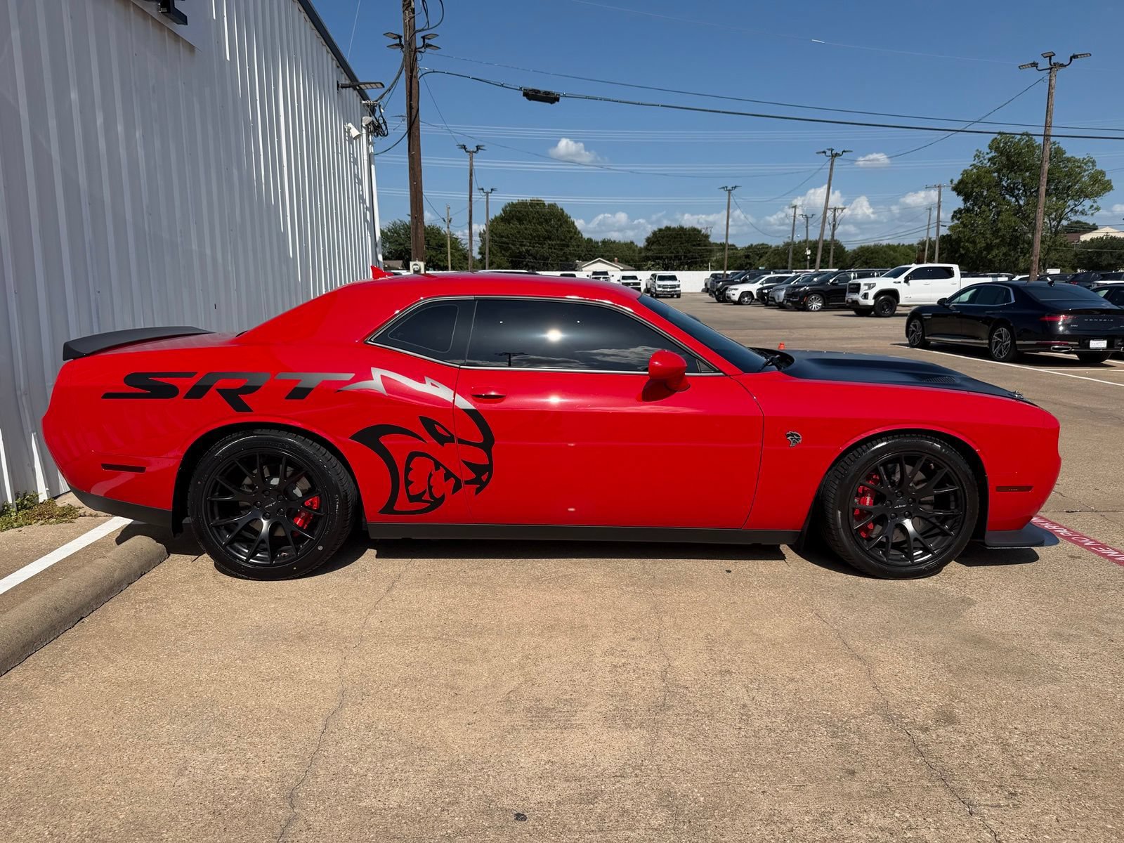 Used 2016 Dodge Challenger SRT Hellcat RWD image 8