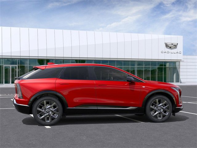 New 2025 Cadillac Optiq Luxury 1 image 5