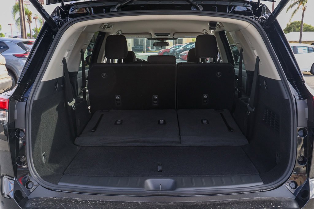 New 2026 Nissan Pathfinder SV FWD image 16