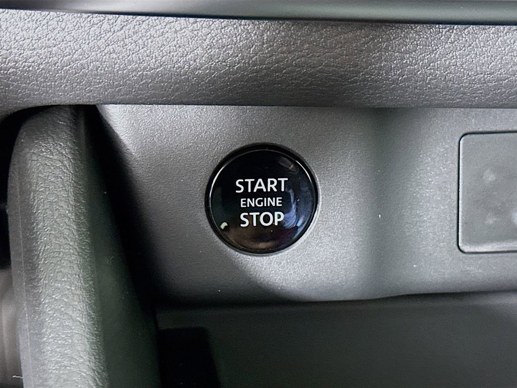 New 2026 Nissan Rogue S image 19