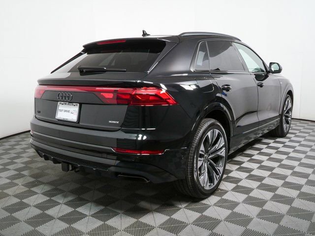 New 2026 Audi Q8 Prestige image 3