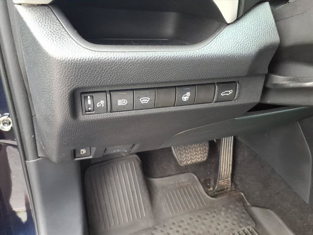 Used 2024 Toyota RAV4 XLE Premium w/ Weather Package AWD/4WD image 28