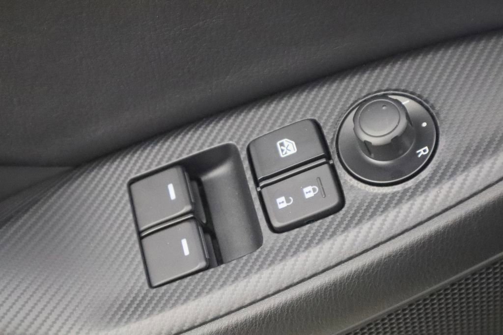 Used 2025 MAZDA MX-5 Miata RF Club image 17