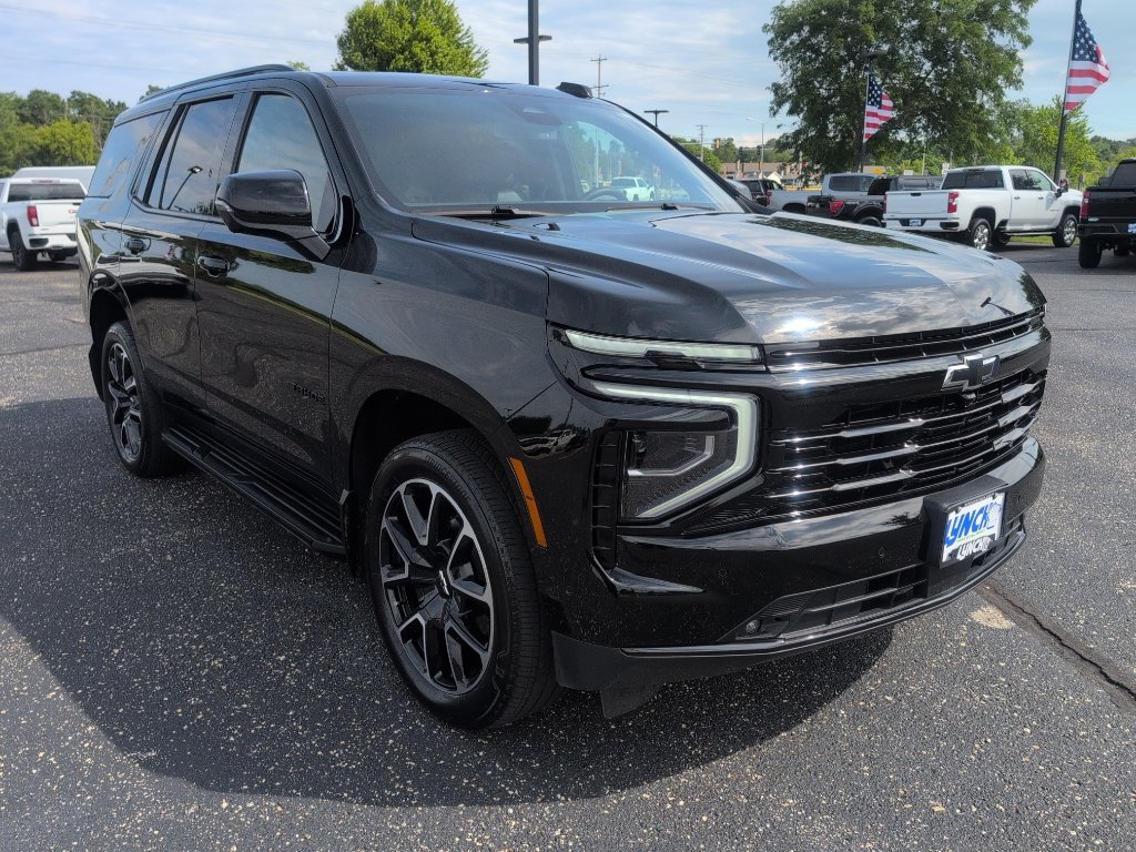 Used 2025 Chevrolet Tahoe RST w/ Comfort Package AWD/4WD image 8