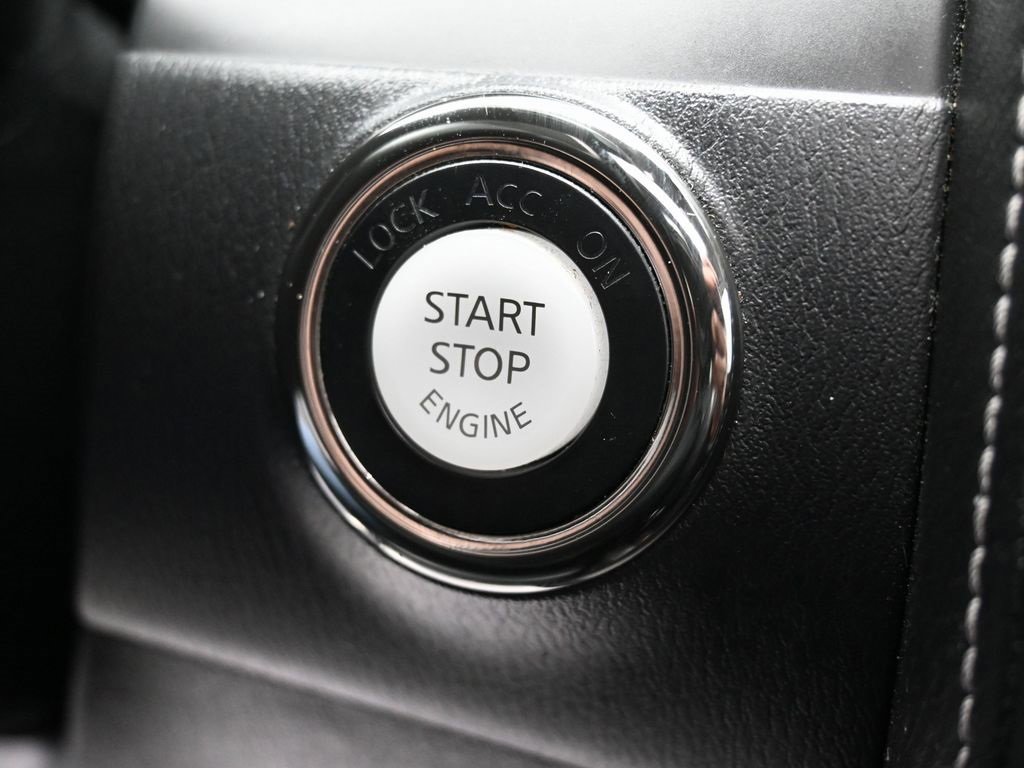 Used 2021 INFINITI QX80 Luxe image 19