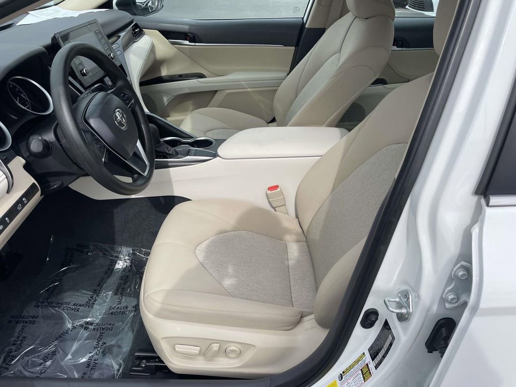 Used 2024 Toyota Camry LE image 29