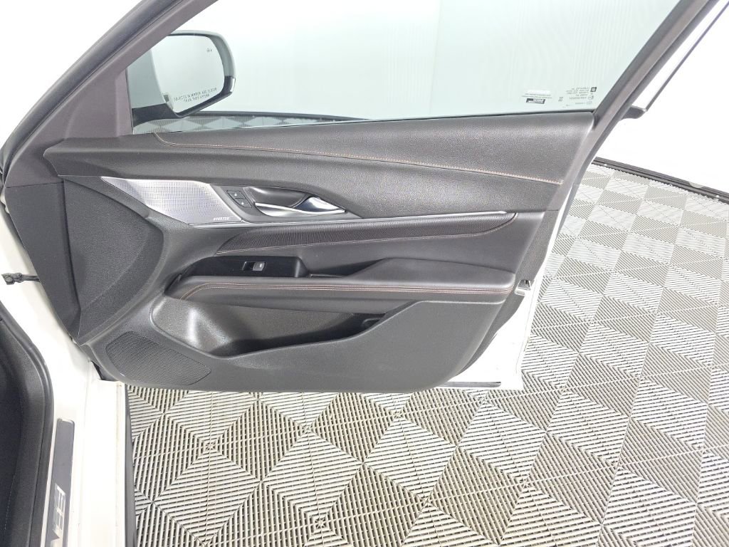 Used 2021 Cadillac CT4 V w/ Technology Package image 39