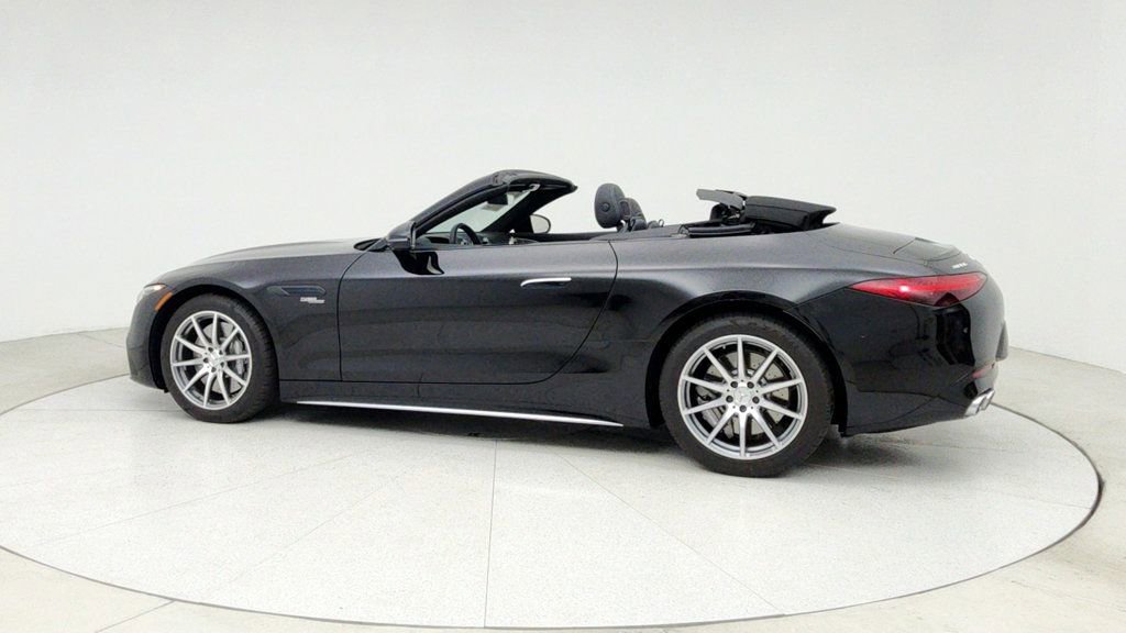 Used 2023 Mercedes-Benz SL 43 AMG image 7