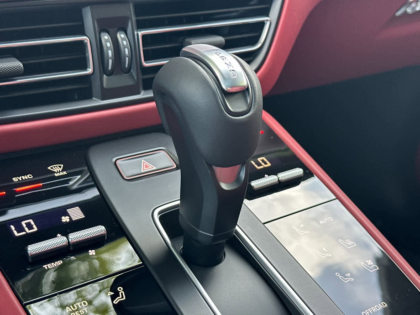 New 2026 Porsche Macan S AWD/4WD image 25