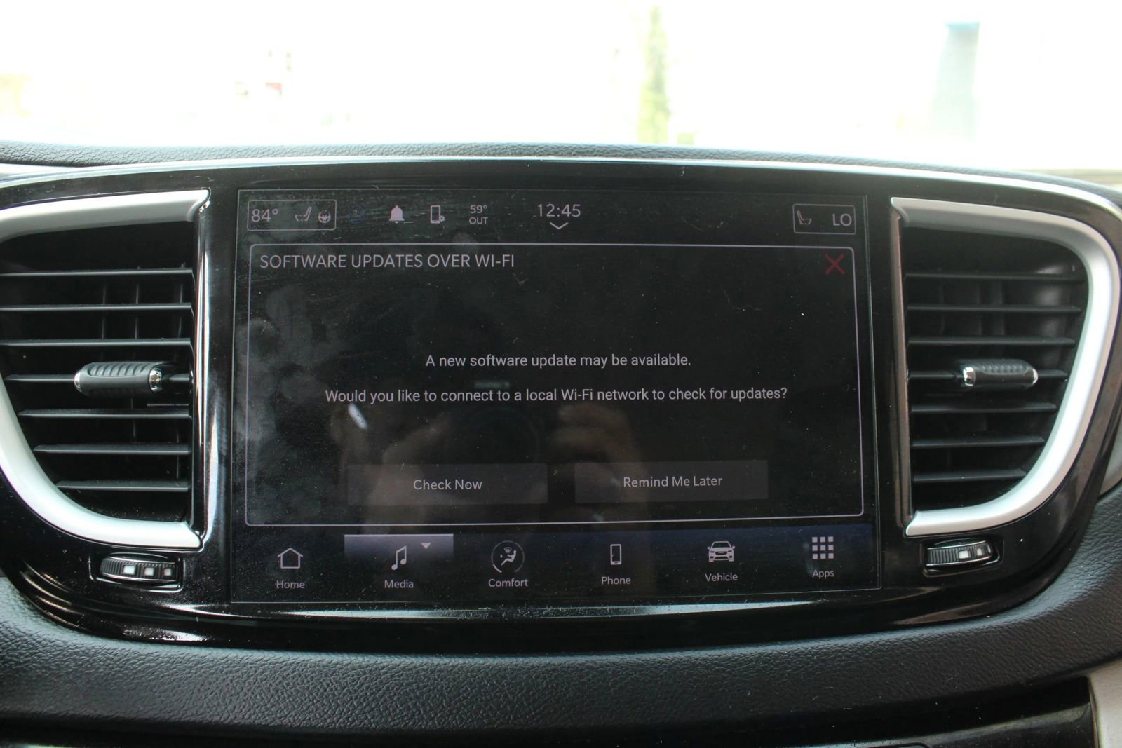 Used 2023 Chrysler Pacifica Touring-L FWD image 30