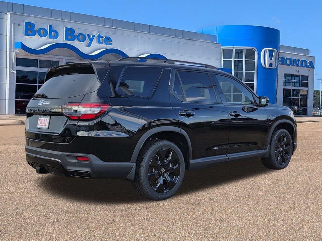 New 2026 Honda Pilot Black Edition image 4