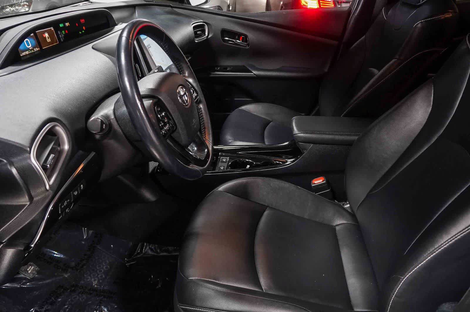 Used 2022 Toyota Prius Prime Limited FWD image 19