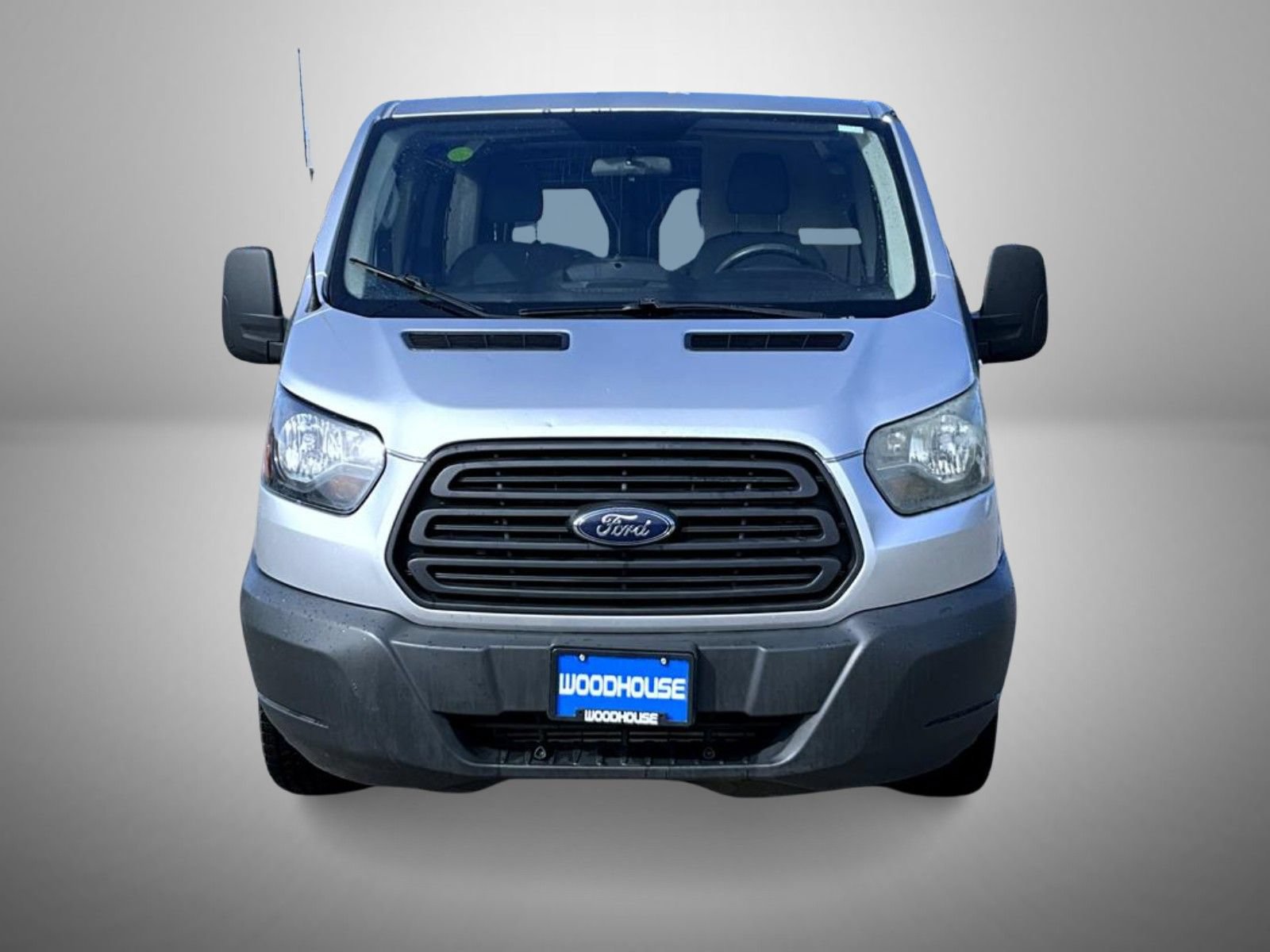 Used 2017 Ford Transit 150 130 Low Roof RWD image 2