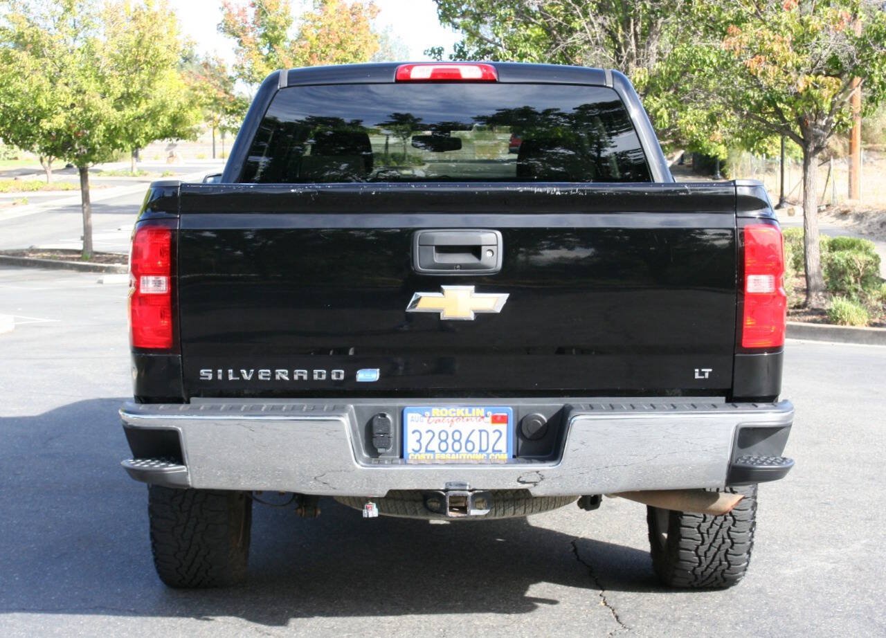 Used 2017 Chevrolet Silverado 1500 LT w/ LT Eassist Package AWD/4WD image 6
