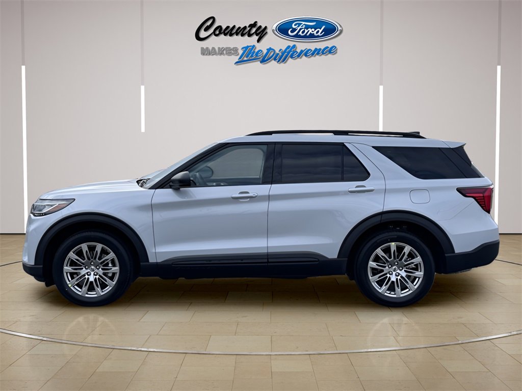 New 2026 Ford Explorer Active w/ Active Comfort Package image 3