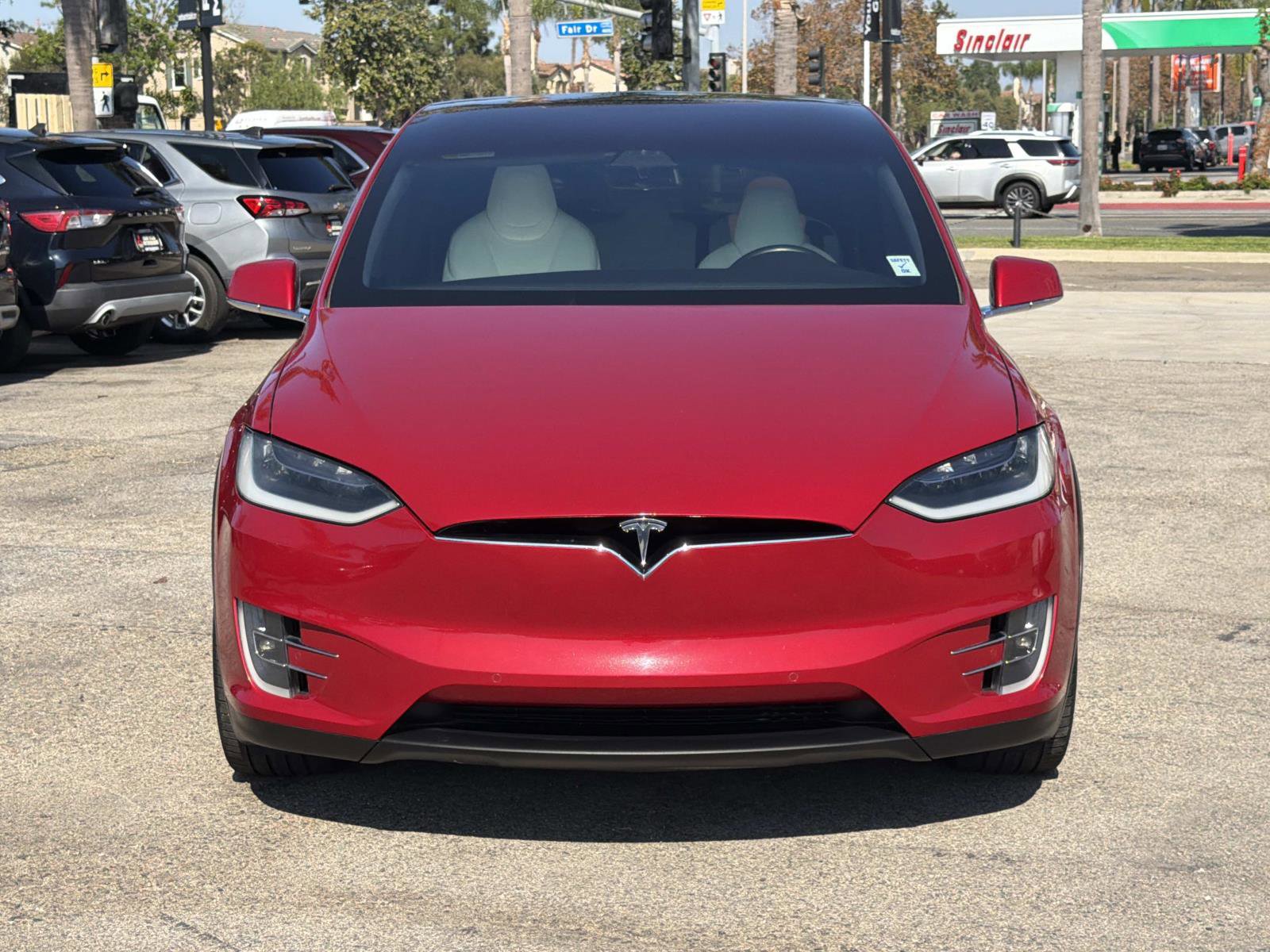 Used 2018 Tesla Model X 75D image 2