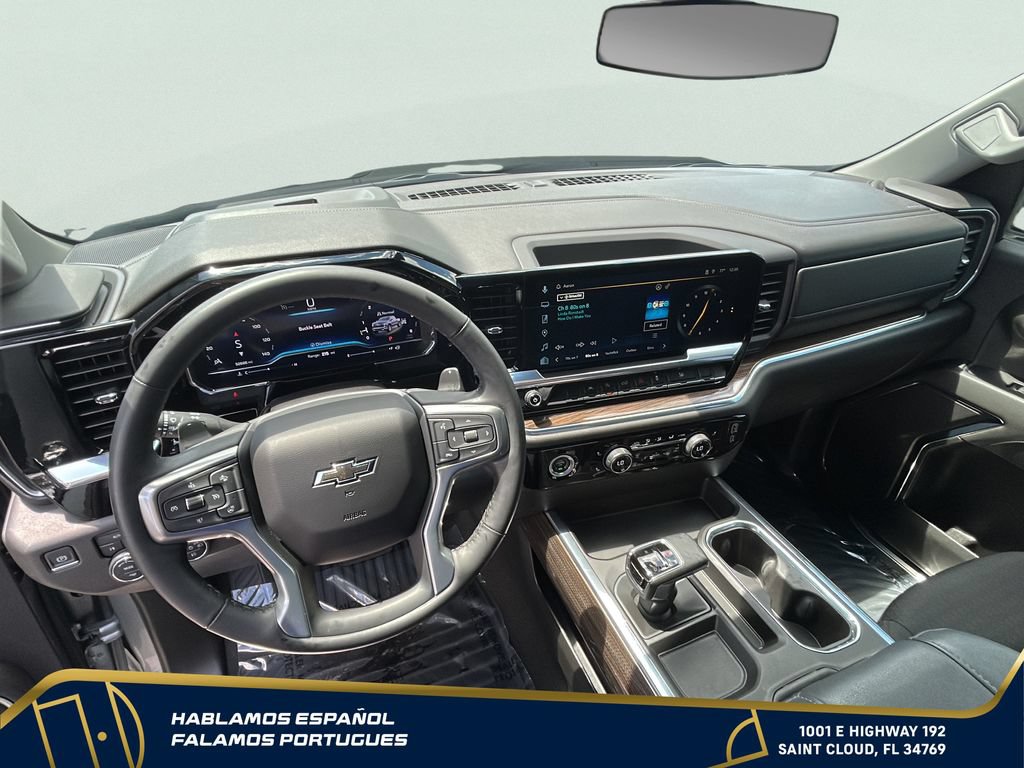 Used 2024 Chevrolet Silverado 1500 RST AWD/4WD image 18