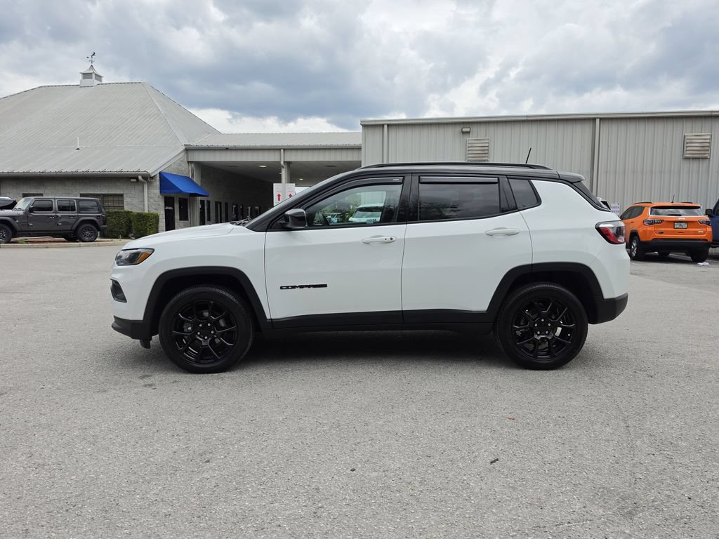 Certified 2022 Jeep Compass Latitude w/ Convenience Group AWD/4WD image 6