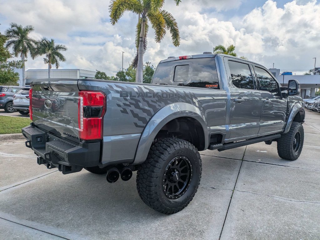 Used 2026 Ford F250 Lariat w/ Black Appearance Package AWD/4WD image 4