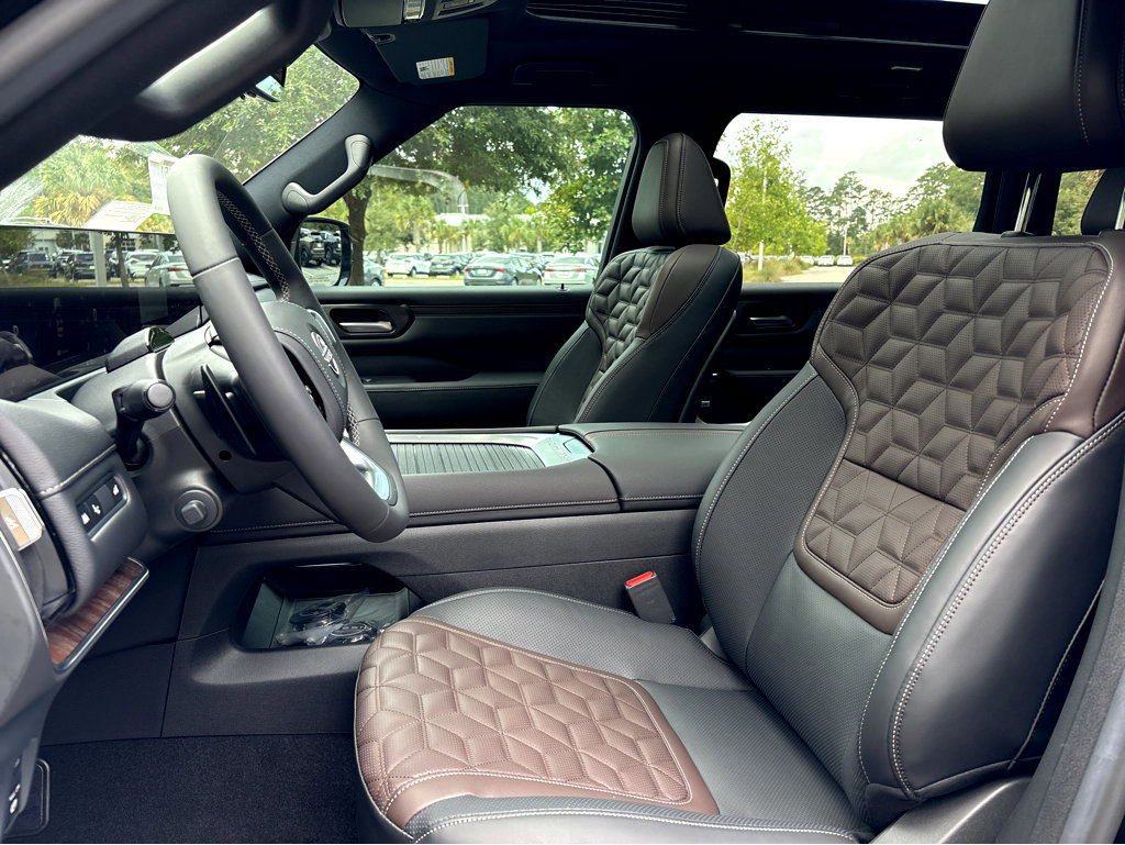 New 2026 Nissan Armada Platinum Reserve image 22