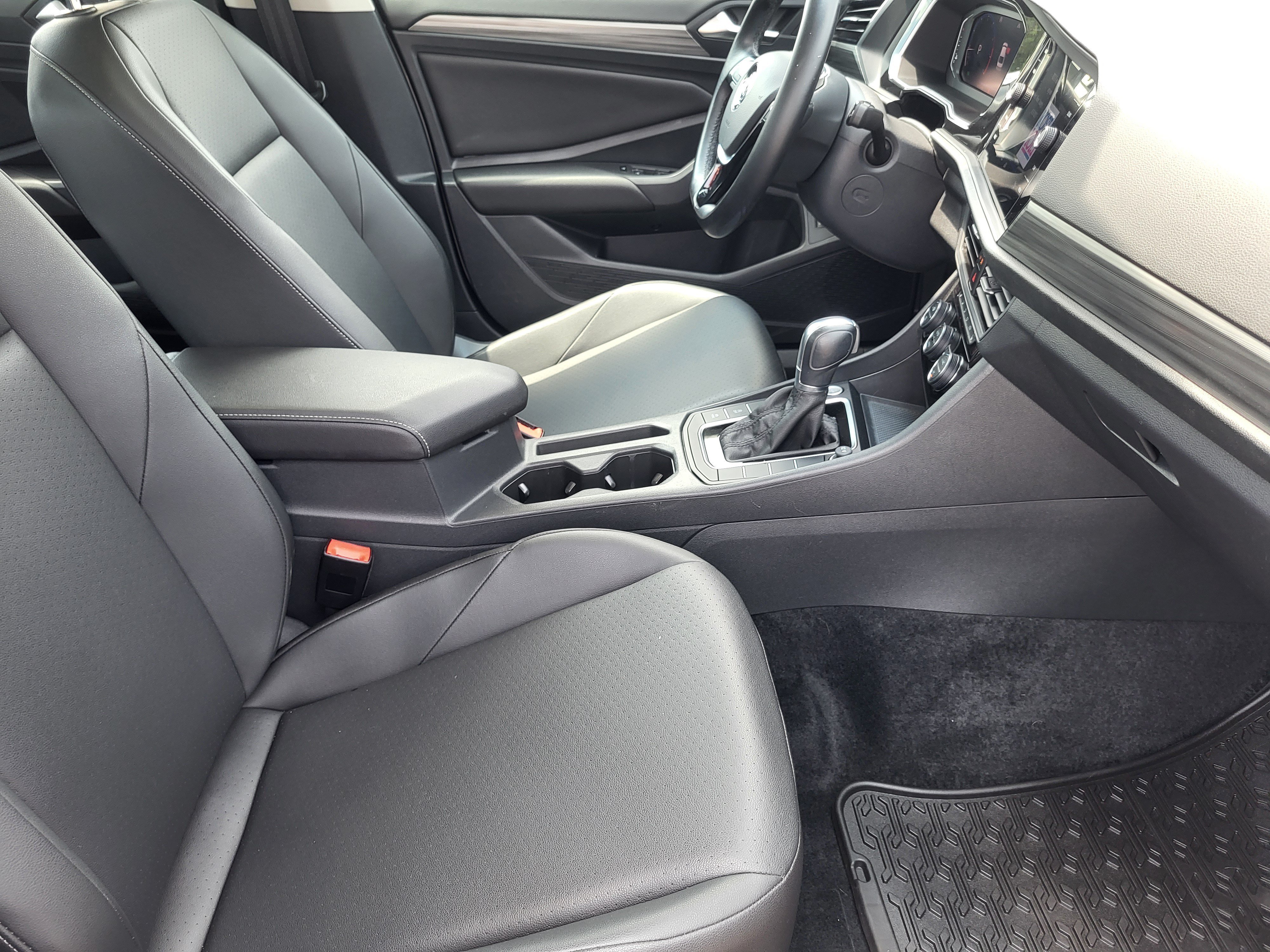 Used 2019 Volkswagen Jetta SEL FWD image 11
