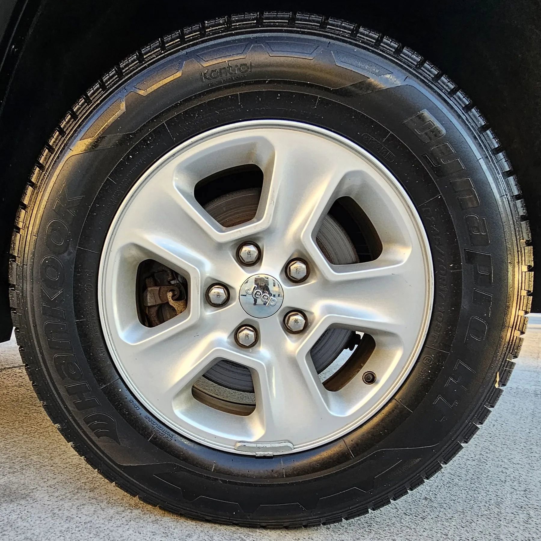 Used 2016 Jeep Grand Cherokee Laredo w/ Quick Order Package 23E image 11