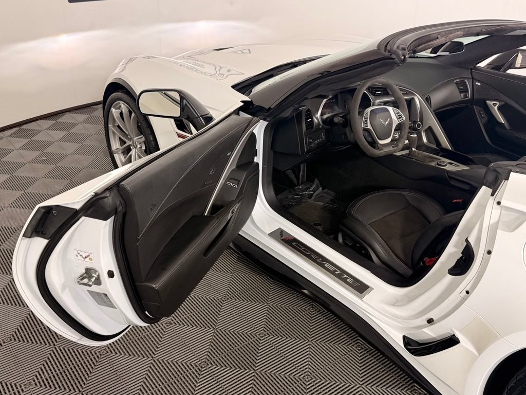 Used 2019 Chevrolet Corvette Grand Sport RWD image 34