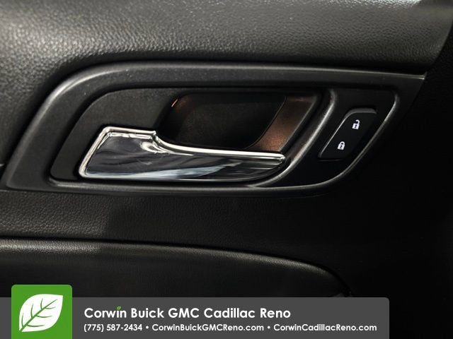 Used 2017 GMC Yukon XL SLT w/ Open Road Package AWD/4WD image 33