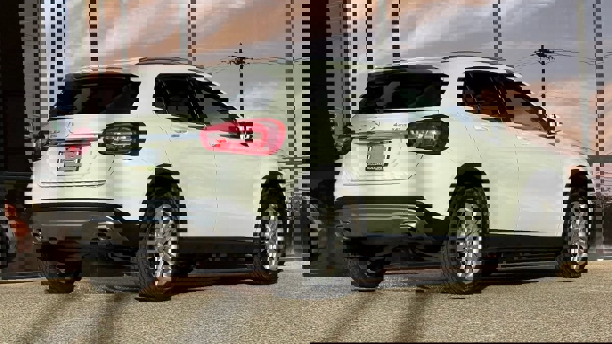 Used 2015 Mercedes-Benz GLA 250 4MATIC image 13