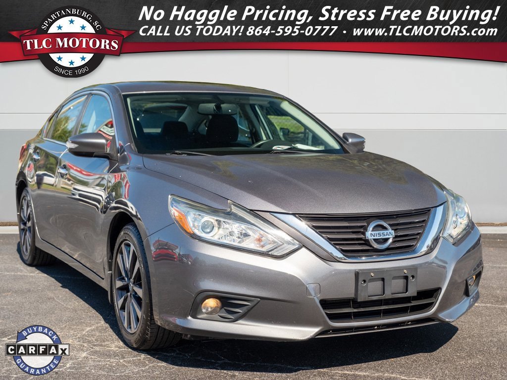 Used 2017 Nissan Altima 2.5 SV w/ Convenience Package