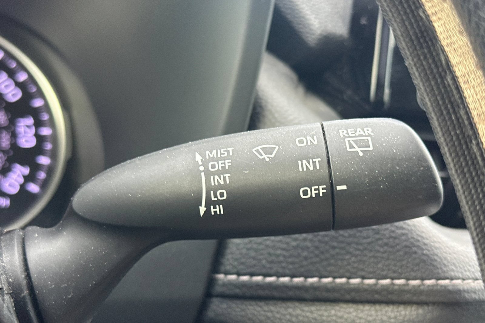 Used 2020 Toyota RAV4 LE w/ Carpet Mat Package FWD image 36