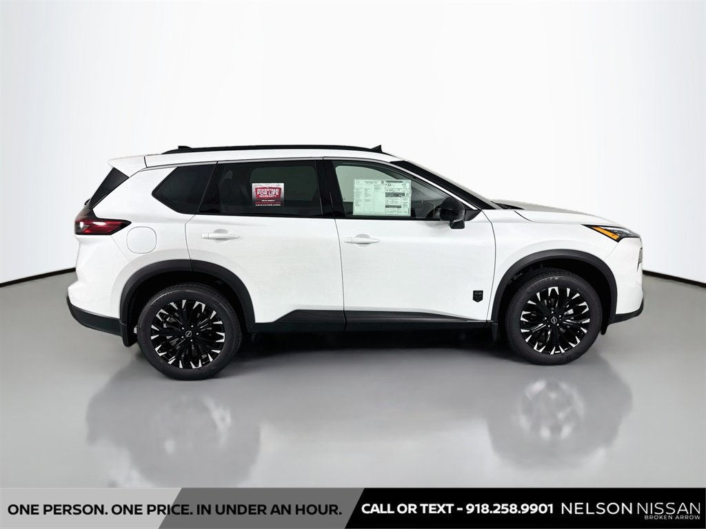 New 2026 Nissan Rogue Dark Armor FWD image 4