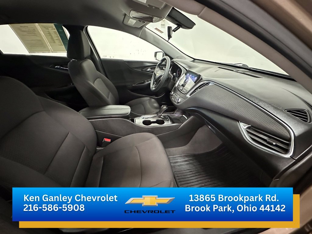 Certified 2019 Chevrolet Malibu LT w/ Driver Confidence Package FWD image 25
