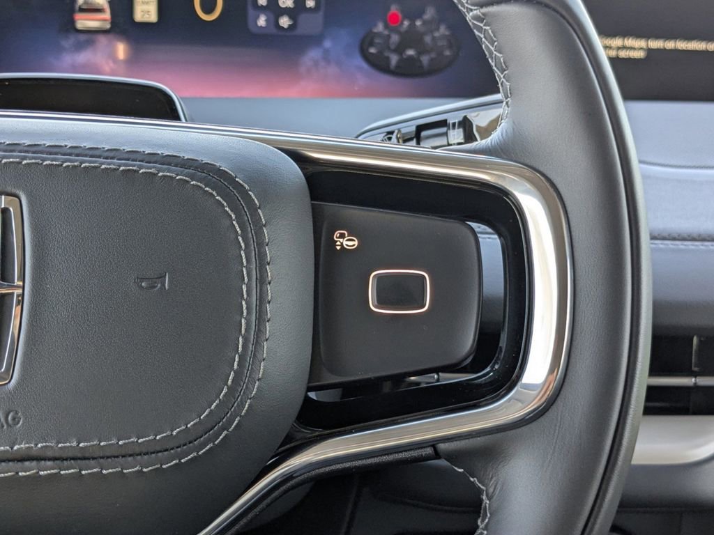 New 2026 Lincoln Navigator Reserve image 30