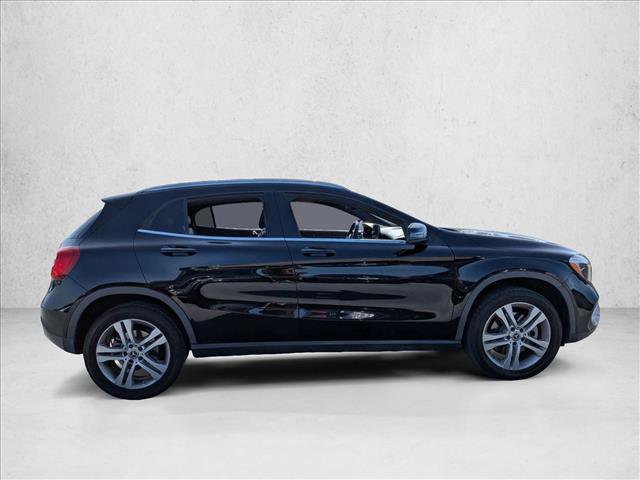 Used 2019 Mercedes-Benz GLA 250 4MATIC image 4